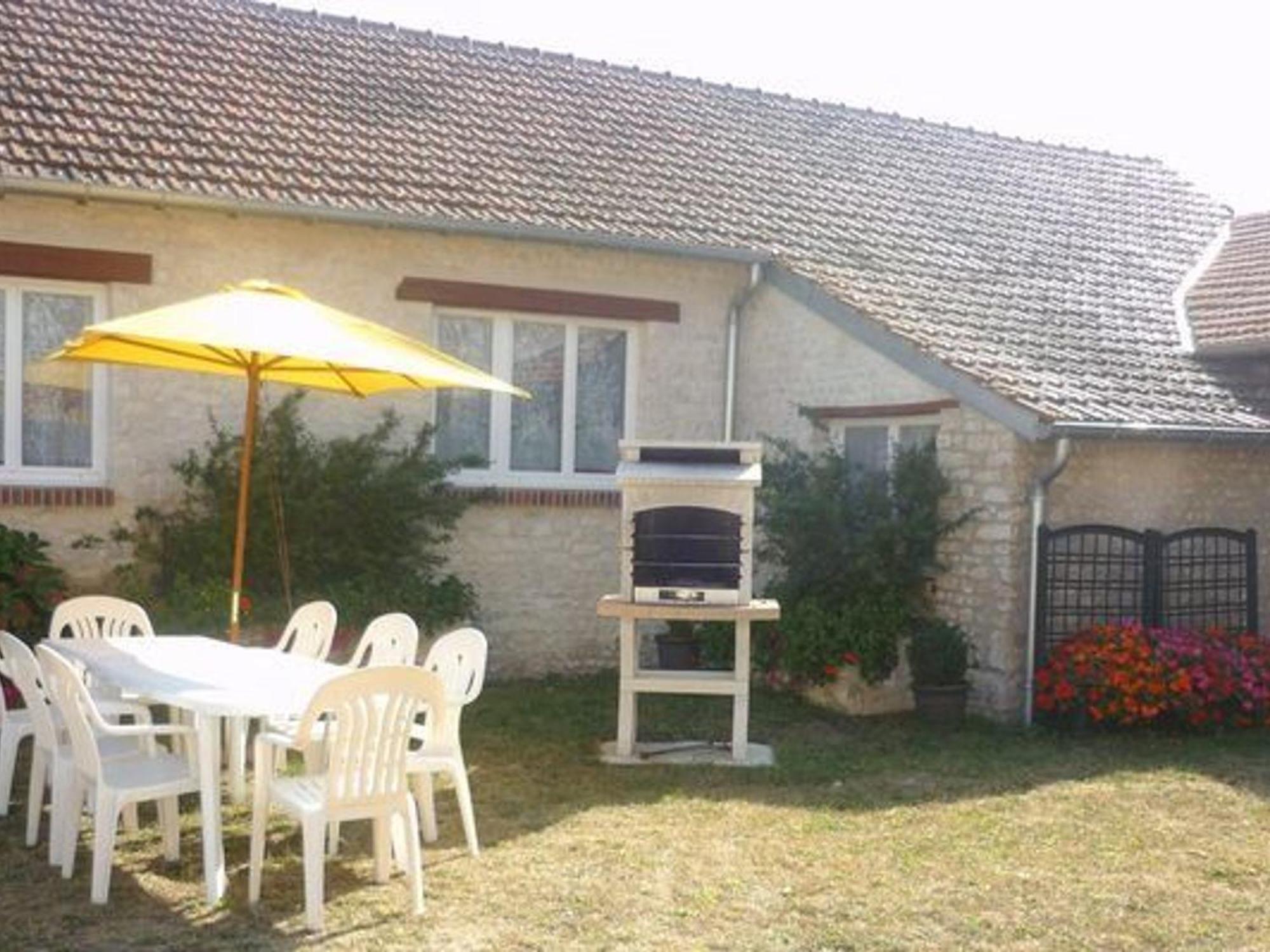 Charmante Longere Gatinaise - Cour Et Jardin Clos, Proche Paris Et Orleans - Fr-1-590-73 Sceaux-du-Gatinais Екстер'єр фото